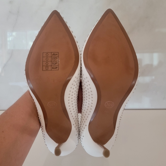 MICHAEL Michael KORS Claire white studded pointy toe heels Size 7 - Picture 12 of 12